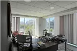  Arriendo  Oficinas en Las Condes  UF122 