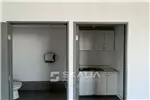  Arriendo  Oficinas en Las Condes  UF102 