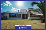  Venta o arriendo  Casas en Colina   Venta UF20.000 Arriendo UF62 
