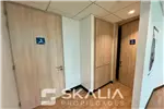  Arriendo  Oficinas en Las Condes  UF243 